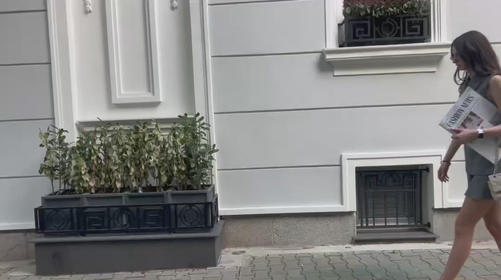 Вълнен сет елек и мини пола